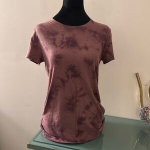 Victoria’s Secret PINK Tee
Size XS